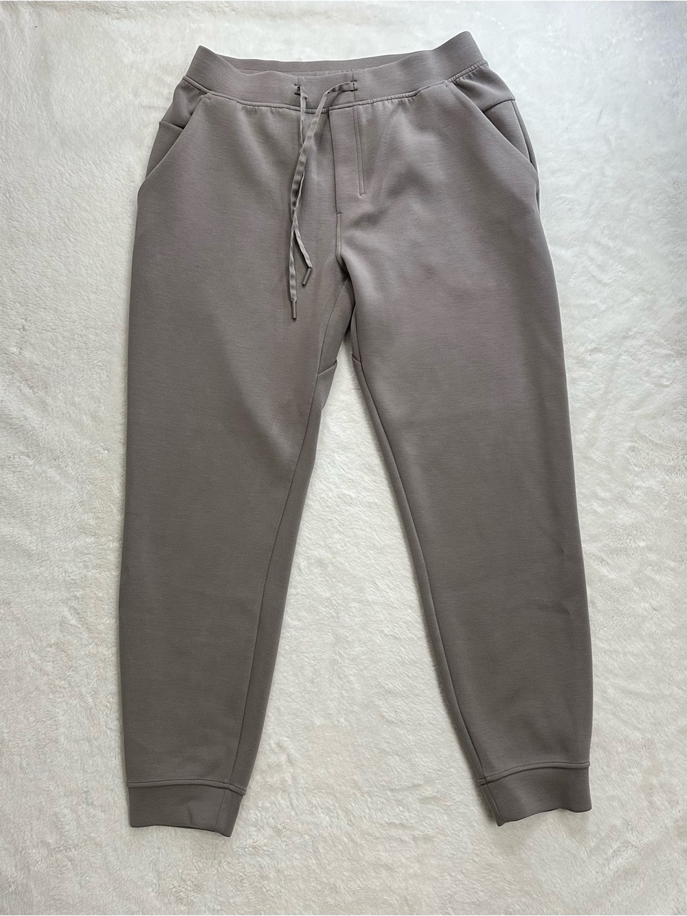 Lululemon Men's Smooth Spacer Jogger *Regular Size Large - Warm Ash Grey